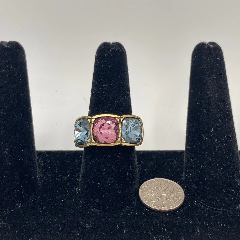 Heidi Daus Crystal Bronze Womens Adult Size 10 3-Stone Cocktail Statement Ring